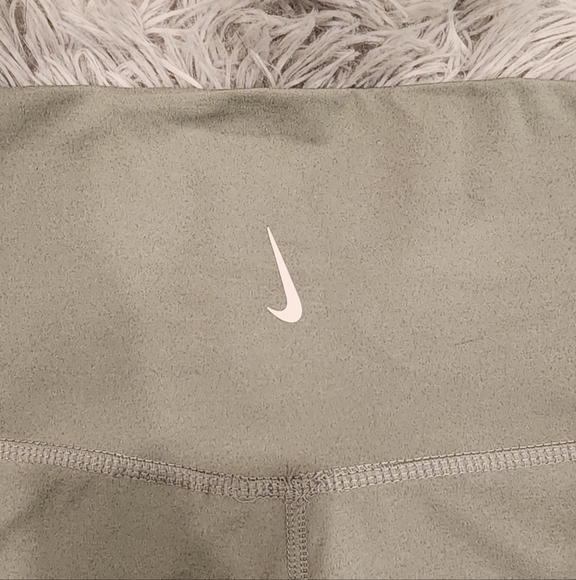 Nike Dry fit leggings - Picture 3 of 5